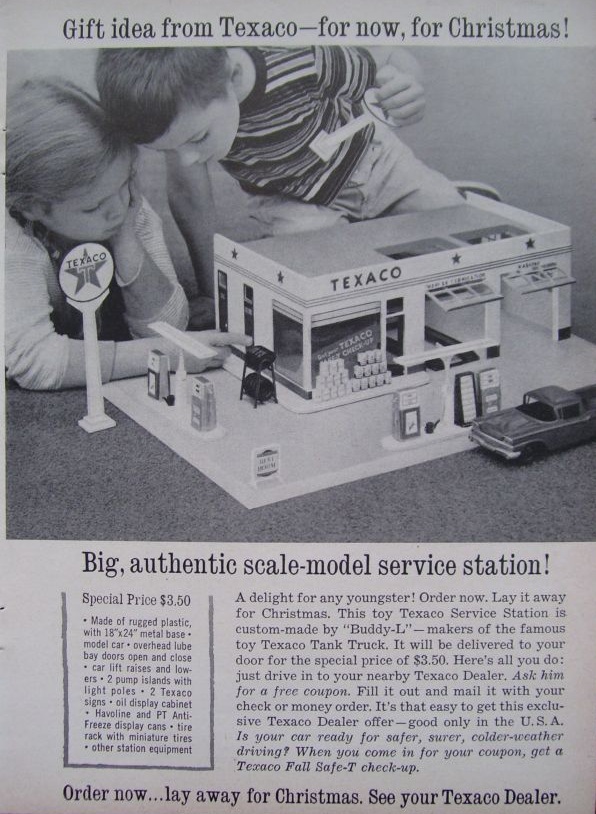   TEXACO Scale Model Gas Service Station Buddy L Toy Advertisent  