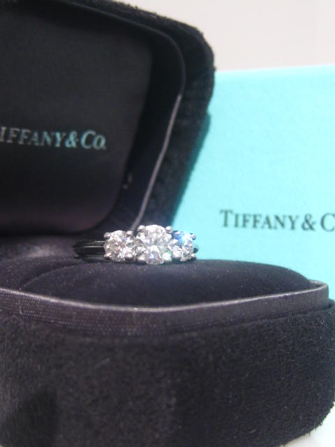 TIFFANY & CO. THREE STONE ENGAGEMENT DIAMOND RING CERTIFICATE ...